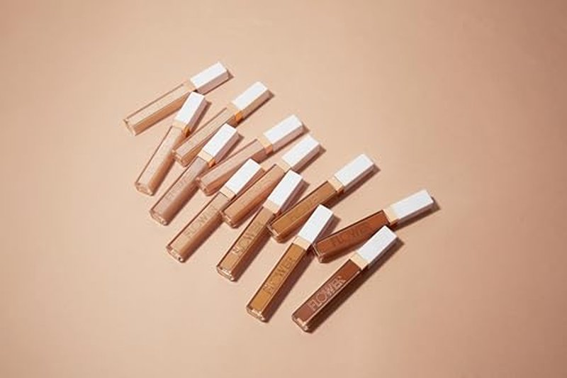 FLOWER BEAUTY By Drew Barrymore Light Illusion Full Coverage Concealer - Diffuse Dark Under Eye Circles + Blurs Blemishes - Weightless Formula + Crease Proof Makeup (Mocha)