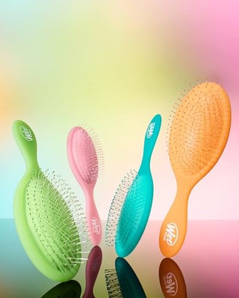 Wet Brush Original Detangler Hair Brush, Pink Drink (Summer Quencher) - Ultra-Soft IntelliFlex Bristles - Detangling Brush Glides Through Tangles For All Hair Types (Wet Dry & Damaged) - Women & Men
