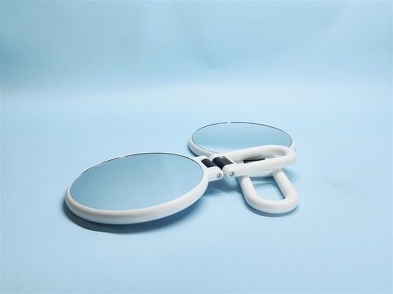 Stianiiie 1X 5X Handheld Mirror with Handle for Travel， Magnifying Mirror, Magnification, Rotation Adjustable Handle, Double Sided Folding, Mirror for Women for Eyes Makeup Travel Table Desk Shaving