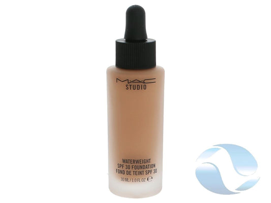 MAC Studio Waterweight Spf 30 Foundation NC15 by M.A.C