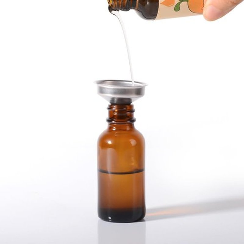 Stellacare 1oz, 4 Packs, Amber Glass Dropper Bottles Tincture Bottles mber Oil Eye Dropper for Oils, Leak Proof Travel Bottles