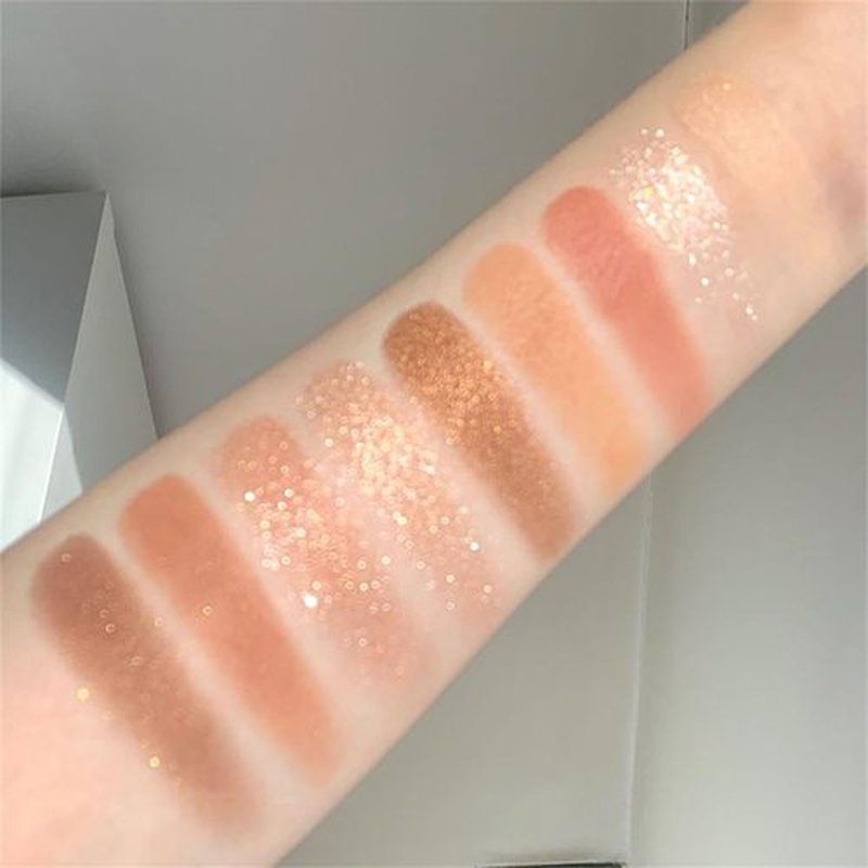 GHFCZOO Blooming Your Own Beauty Eyeshadow Palette, 9 Shades, Glitter and Matte Finishes (10#)