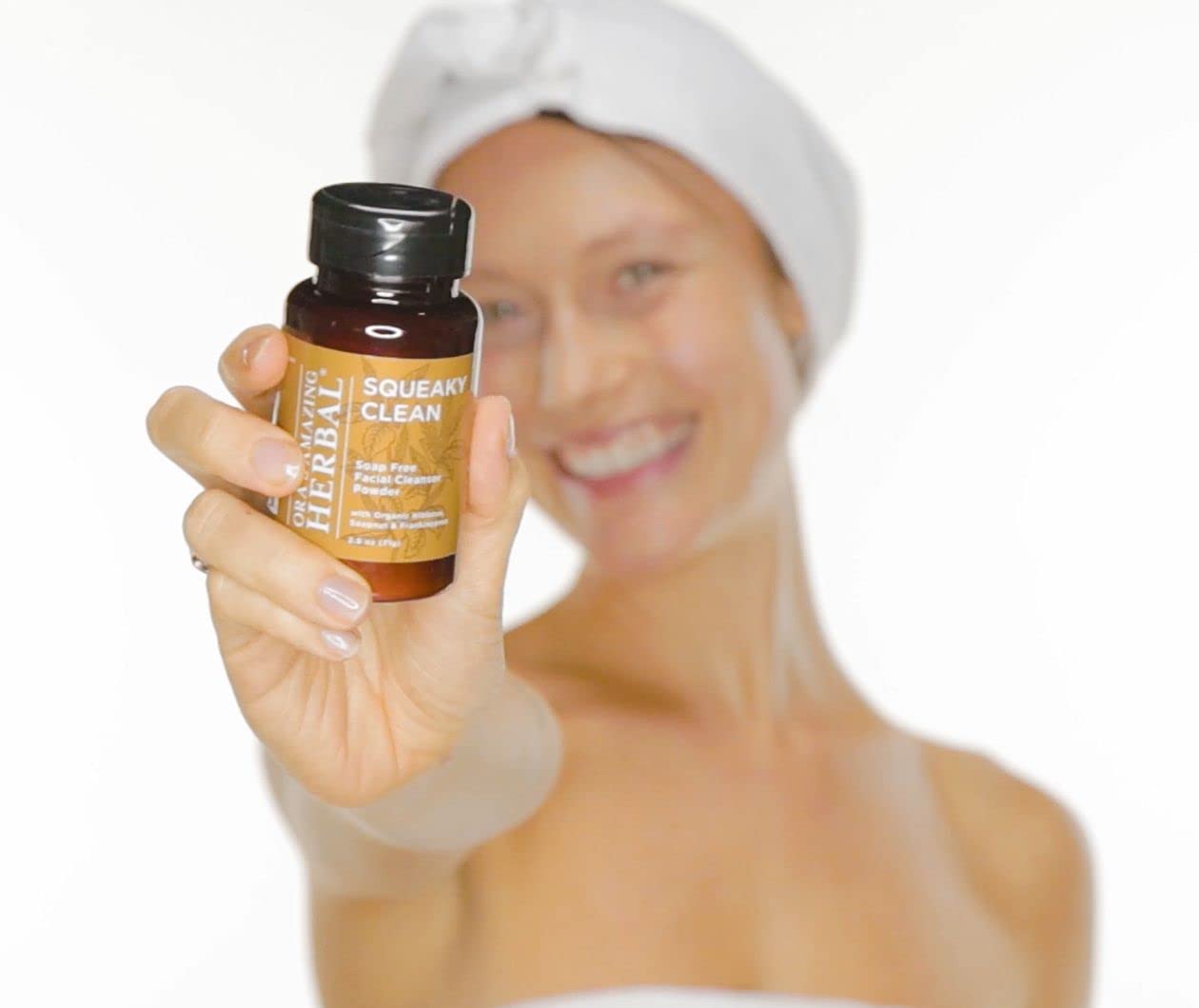 Ora's Amazing Herbal Squeaky Clean, Vegan Hibiscus Face Scrub Powder, Frankincense and Clay Facial Exfoliator