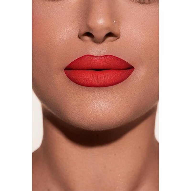 LaBomme - MADAMME MATTE LIQUID LIPSTICK in SPICY- smooth no smudge, no bleed, non-drying lipstick, bold colors, vegan & cruelty free