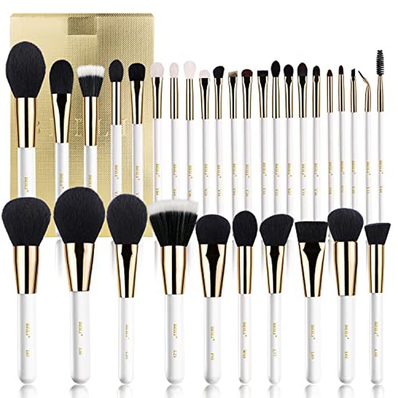 BEILI Makeup Brushes 12pcs Makeup Brushes Set with Holder Premium Synthetic Kabuki Foundation Brush Blending Blush Concealer Full Face Makeup Brushes Kit With Gift Box(Black)