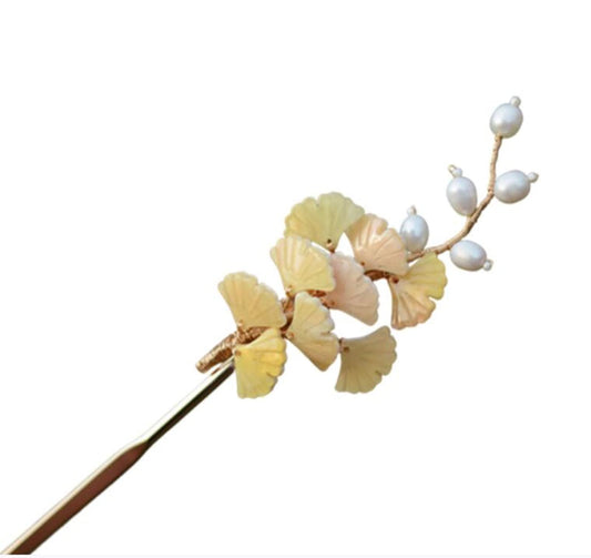 Yuri Hairpin Hair Clasp Sticks Picks Pearl Shell White Crystal Long tassels Hair Accessories For Long Hair Women Wedding Hanfu Cheongsam (yellow)