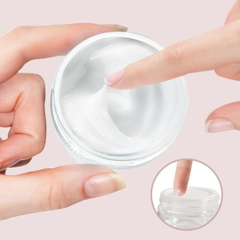 Stellacare 3 pack 2oz Glass Jars Round Empty Cosmetic Containers, Refillable Glass Jars with Lids for Face Creams, Lotions, Powders,Salves Ointments,Potravel Storage