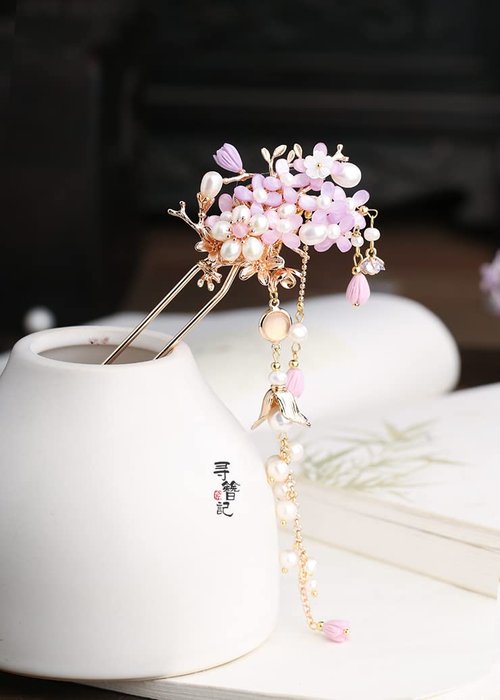 Yuri Hairpin Hair Clasp Sticks Picks Pearl Shell White Crystal Long tassels Hair Accessories For Long Hair Women Wedding Hanfu Cheongsam (white flower)