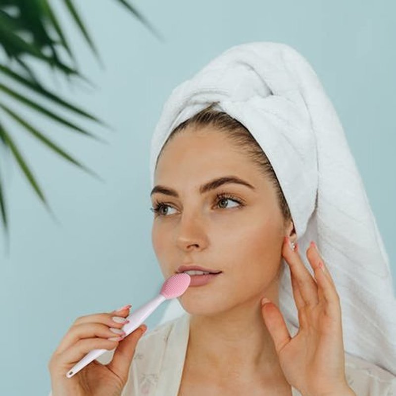 10 PCS Silicone Exfoliating Lip Brush, Lip Exfoliating Brush, Lip Exfoliator Brush, Lip Scrub Brush,Double-Sided Silicone Exfoliating Lip,Lip Scrubber Tool for Smoother and Fuller Lip Appearance