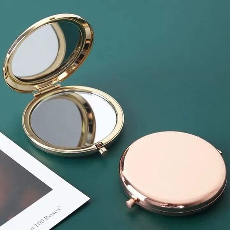 oaiqiy Compact Mirror, Handheld 2.75 Inch Travel Makeup Mirror, 1X/2X Magnifying Round Pocket Makeup Mirror(Gold, 2 Pieces)