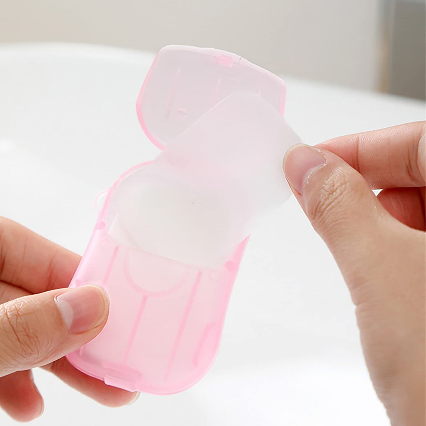 20 Pack (400 Sheets)Portable and Disposable Foaming Hand and Body Wash, Scented and Convenient, Get Clean on the Go with our Portable Foaming Hand and Body Wash, Convenient and Disposable Foaming Wash
