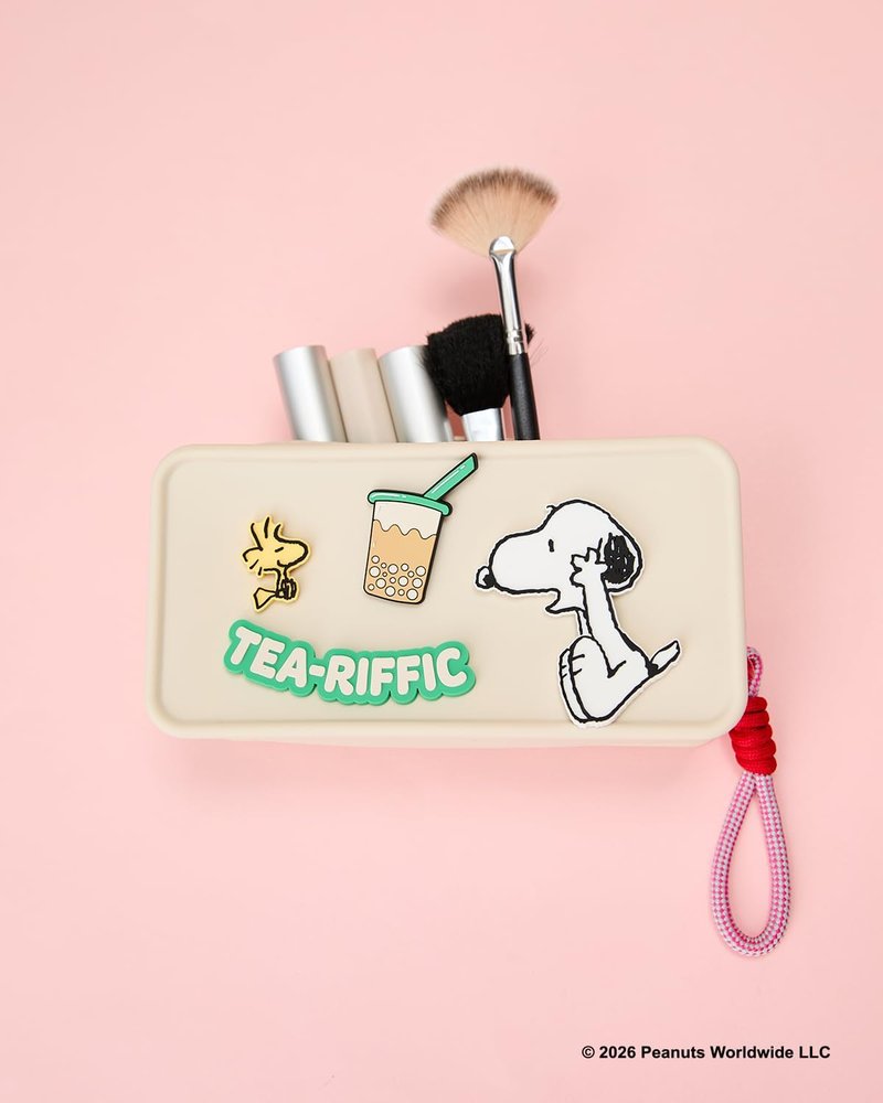 Snoopy Makeup Bag - Silicone Waterproof Travel Cosmetic Organizer Pouch | Cute Toiletry Bag for Women & Teens