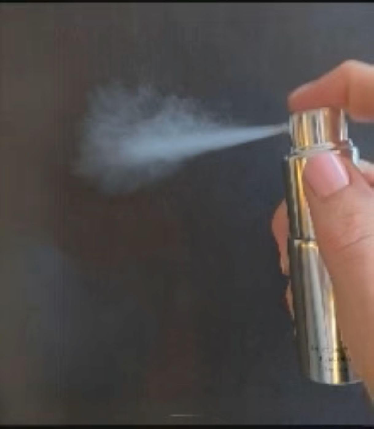 Tryst Dusting Silk Powder Spray Mist