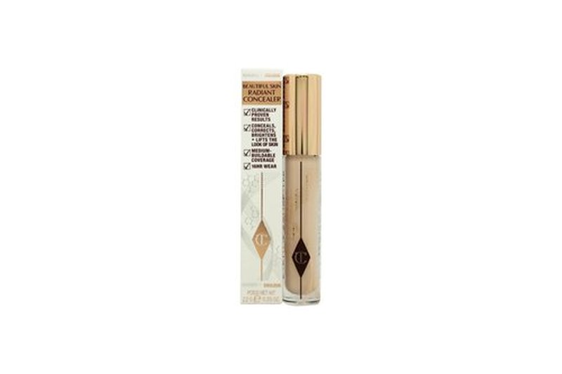 Charlotte Tilbury Beautiful Skin Medium to Full Coverage Radiant Concealer with Hyaluronic Acid - 4.5 Fair with Pink/Peach Undertones