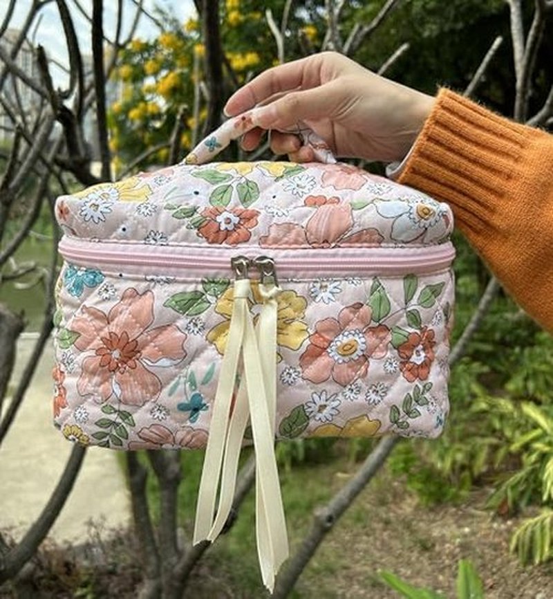 PAZIMIIK Cotton Makeup Bag for Women Large Quilted Travel Cosmetic Pouch Girls' Make Up Organizer,Little Flower