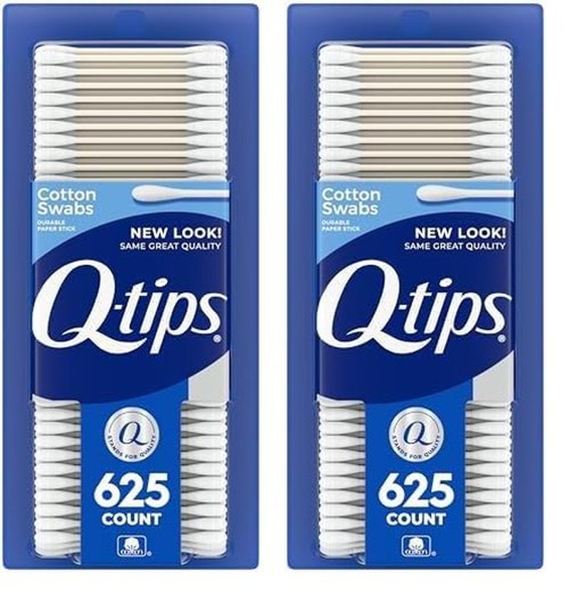 Q-tips Cotton Swabs for Hygiene and Beauty Care Original Cotton Swab Made with 100% Cotton 625 Count, White (Pack of 2)