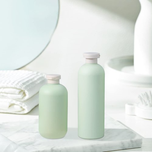 UMETASS 8.8oz Squeeze Bottles with Flip Cap, Refillable Plastic Travel Bottles for Creams, Lotion, Shampoo, Conditioner (2 Pcs)