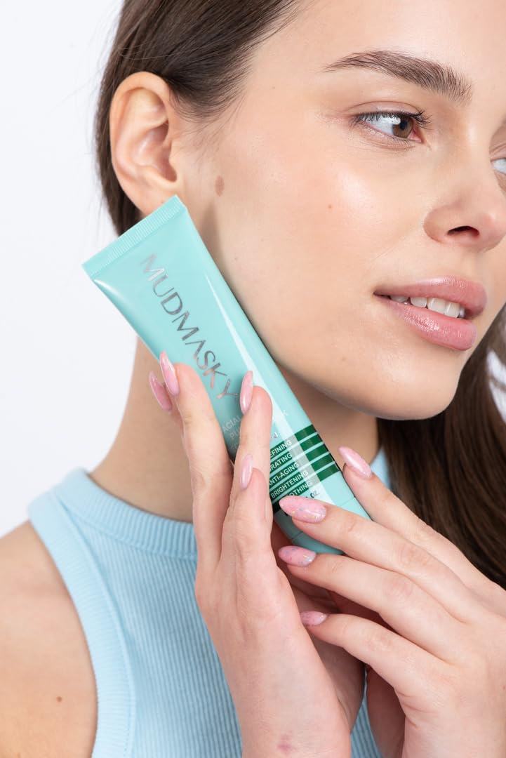MUDMASKY Facial Detox Purifying Recovery Mud Mask. The original Japanese Matcha Clay Mask since 2015. Reduces Acne, Blackheads, and Pores. Clean, Vegan, Gluten Free. As seen in IPSY - 2.0 fl oz.