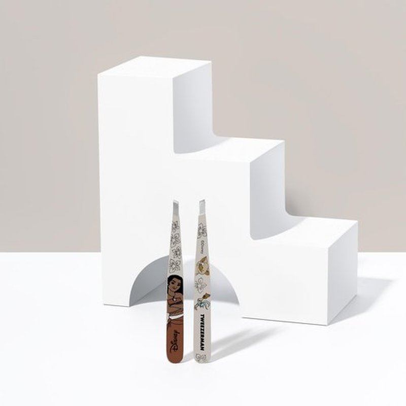 Tweezerman Moana Slant Tweezer - Eyebrow Tweezers for Women and Men