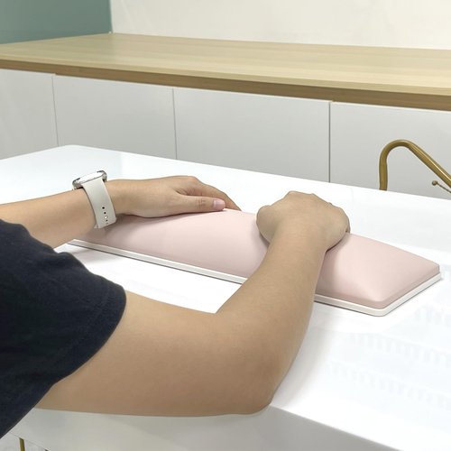 Pink Nail Arm Rest for Nail Tech, Cleanable and Waterproof, Professional Nail Hand Rest for Nail Tech Manicure Hand Pillow Stand with Anti-Slip Mat