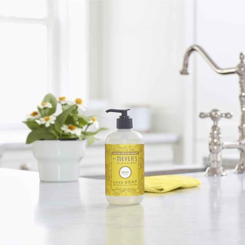 Mrs. Meyer's Clean Day Liquid Hand Soap - Daisy Scent, 12.5 Oz | Pack of 6 Bottles