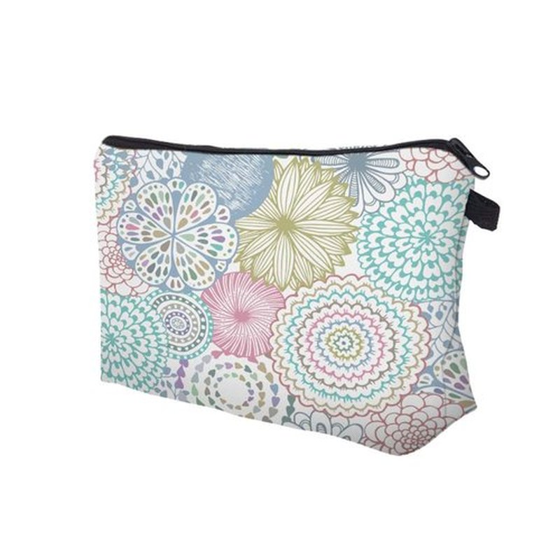 LOOMILOO Cosmetic Bag for Women, Adorable Roomy Makeup Bags Travel Water Resistant Toiletry Bag Accessories Organizer Cute Gifts (mandala 51561)