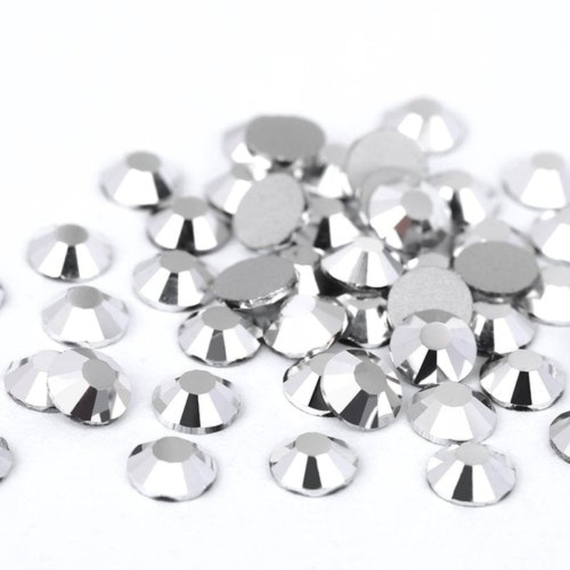 Novani Rhinestones 3000Pcs Flatback Crystal Round Loose Gemstones Glass Rhinestones for Crafts Makeup Nail Art Clothes Shoes DIY Decorations(SS6, 1.9-2.0mm,Sliver)