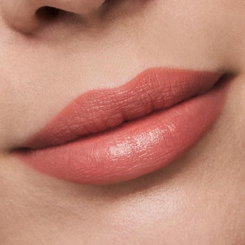 Estée Lauder Pure Color Long-Lasting Hi-Lustre Lipstick | Shimmer Finish, 0.12 Ounce, 546 Angel Lips