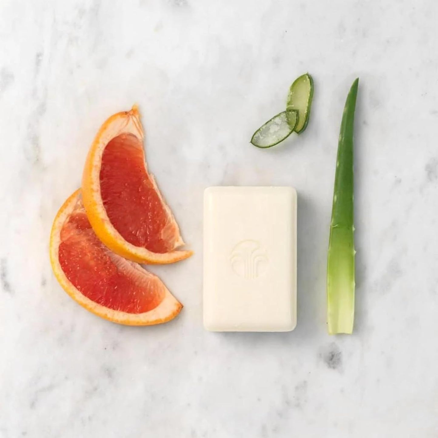 Nu Skin Body Bar Soap | Gentle Cleansing Bar with Moisturizing Aloe Vera | Non-Drying Daily Cleanser for Hands, Body & Face | Refreshing Scent | Soft, Hydrated & Revitalized Skin | 4 oz