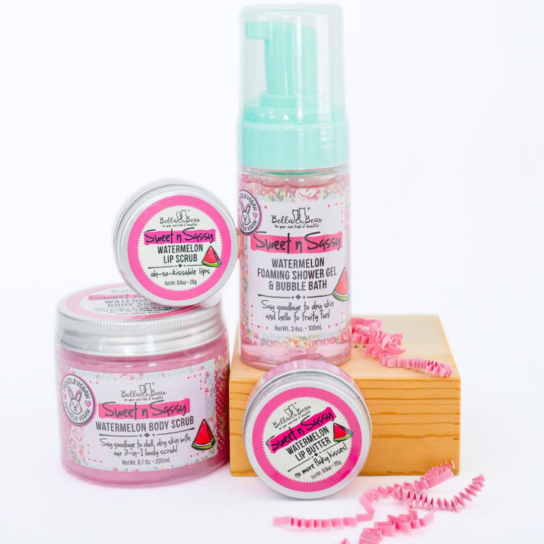 Bella & Bear Sweet 'n' Sassy Spa Gift Set for Women & Teen Girls – Bath & Body Gift Set with Shower Gel, Body Scrub, Lip Scrub & Lip Butter