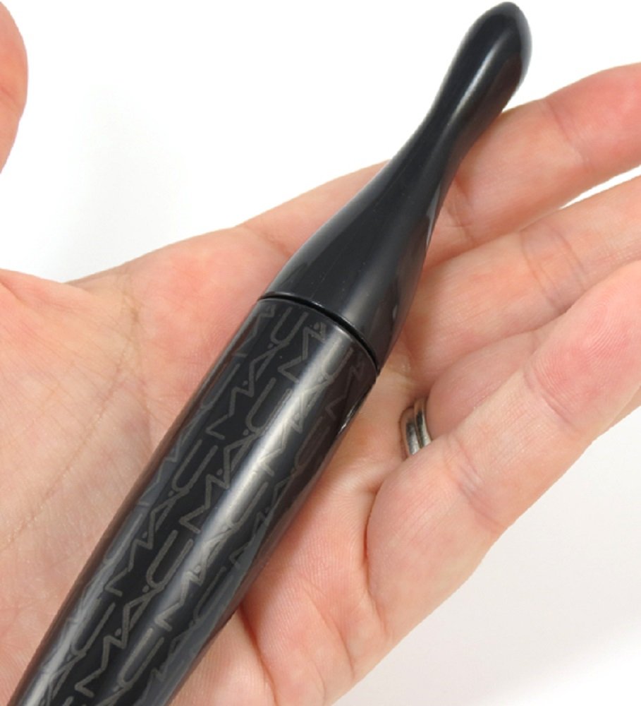 MAC Extreme Dimension 3D Black Lash Mascara - Thick Eye Makeup, 1 Count