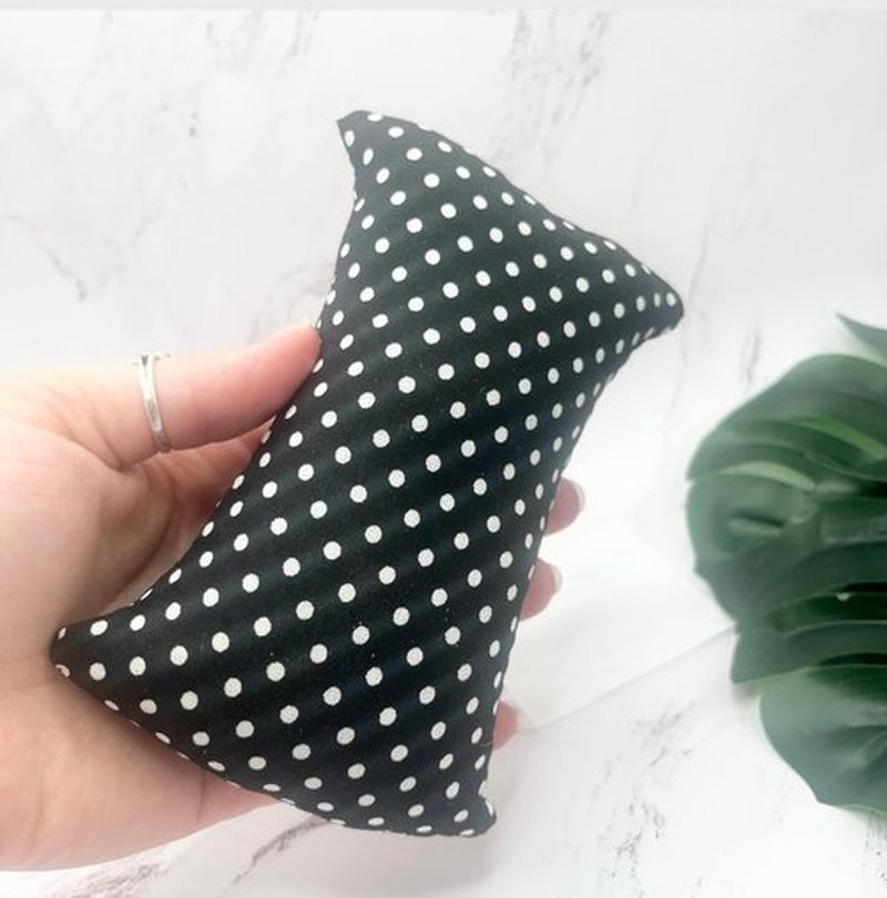 Strapless Handcrafted in The USA Cotton Breast Pillow for Woman Gift for her Side Sleeper Chest Relief Pillow While Sleeping with Anti Aging in Wrinkle Prevention (Polka Dot)