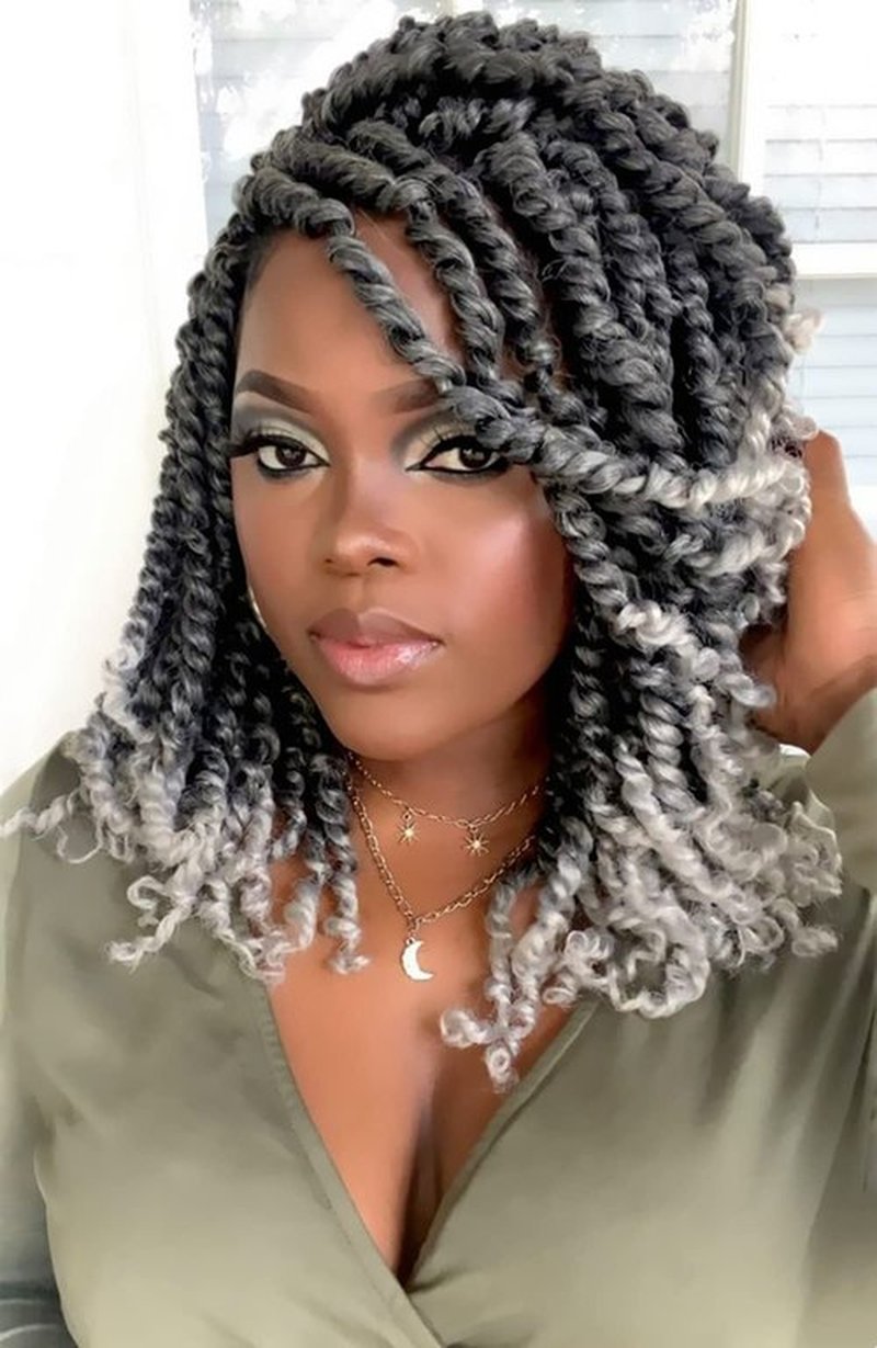 The BOHOBABE Pre-twisted Passion Twist Crochet Hair 12 Inch Short Ombre Gray Pre-looped Crochet Passion Twist Braiding Hair 8 Packs (T1B/grey)