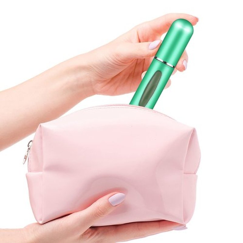 Fivexing 2Pcs Refillable Perfume Atomizer Bottles，Portable Mini Separate Perfume Bottle，Travel and Outings Spray Boxes Dispensers 5ml/0.2oz(Green)