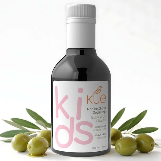 Kue Kids Extra Virgin Olive Oil, 8.45 fl oz - Cold Pressed Early Harvest EVOO, High Polyphenol Olive Oil for Kids & Baby Food, 14kg Olives Per Liter, 0.2% Acidity, Pure Olive Oil (250 ml)