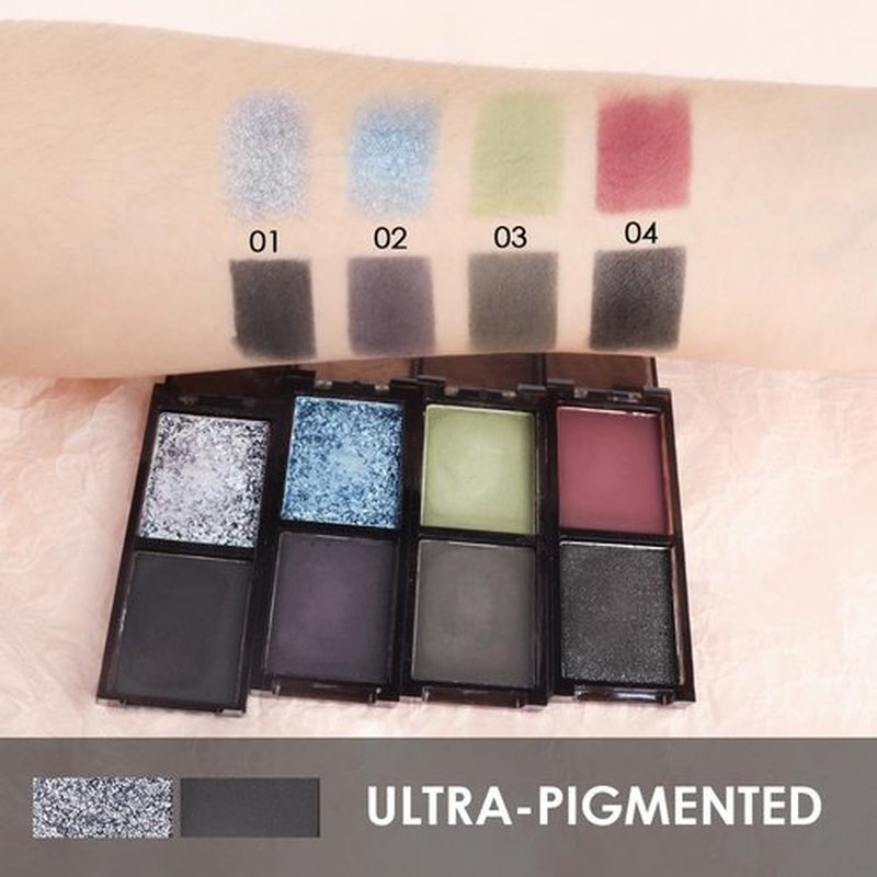 HHLTOH Two Color Matte Shimmer Eyeshadow, Gray Black Double Pigment Eye Shadow Powder, Long-Lasting Waterproof Makeup Palette,Blendable, Easy-To-Apply and Compact for Travel，0.14 Oz,01#
