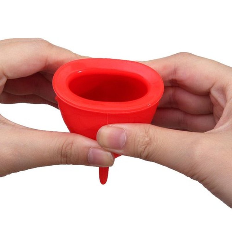 Yutdiery Red Fish Lip Plumper, Soft Silicone Fish Lip Plumper Tool, Natural Pout Mouth Device for Sexy Lip Beauty Mouth, Drop-Resistant and No Fading Lip Plumper Device (2PCS)