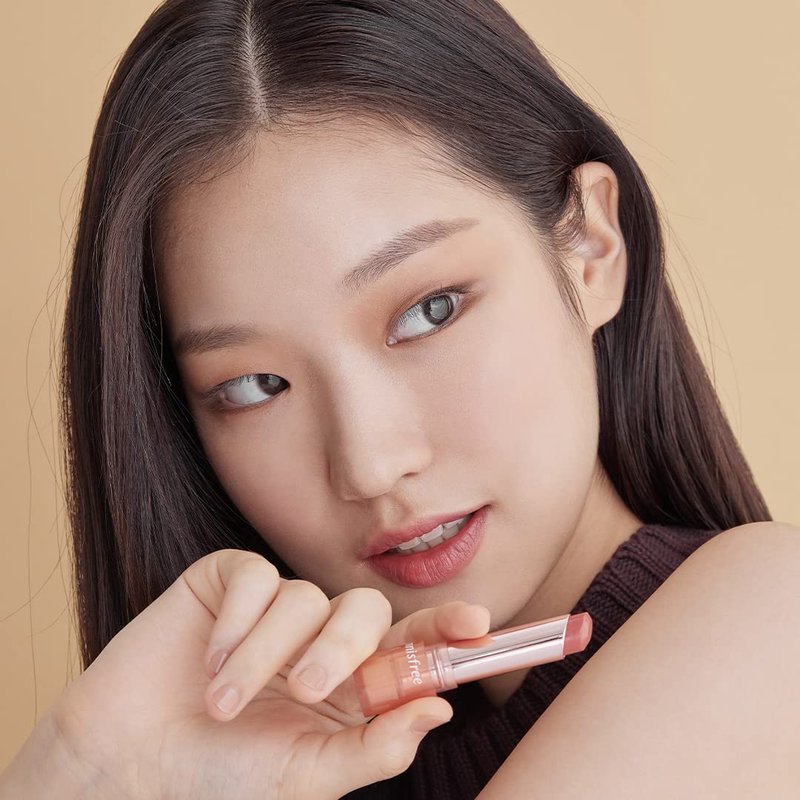 Innisfree Dewy Tint Lip Balm - Hydrating Tinted Balm with Hyaluronic Acid | Available in 4 Shades