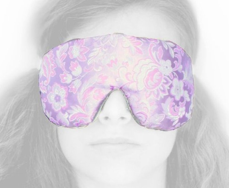 Candi Andi Handmade Opulence Yoga Eye Mask Pillow - Weighted Flaxseed Fill, Unscented, Satin & Velvet, Adjustable Strap - Ideal for Meditation & Restful Sleep -Lovely Lilac - TEMF-LL