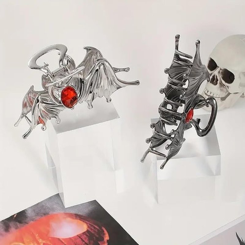 Halloween Hair Accessories Metal Bat Hair Claw Clips Halloween Shark Jaw Clip Silver Black Bat Wings with Rhinestones Design Medium Hair Clips Cosplay Party Hair Supplies Halloween Claw Clips, 2Pcs