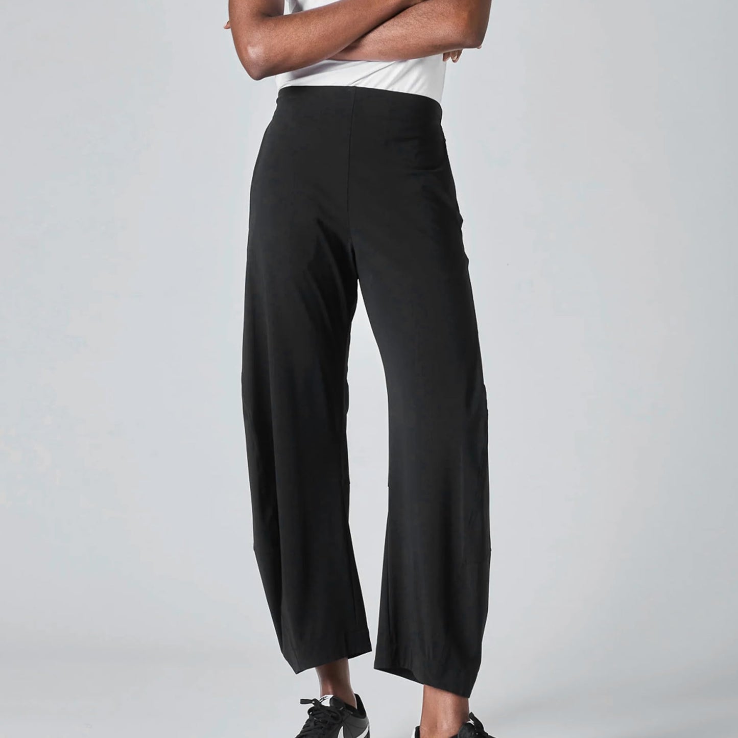 SeeLuNa Women Barrel Travel Pants Elastic Waistband Tapered Leg Baggy Mid Rise Work Trousers Lounge Pant with Pockets(Black, M)