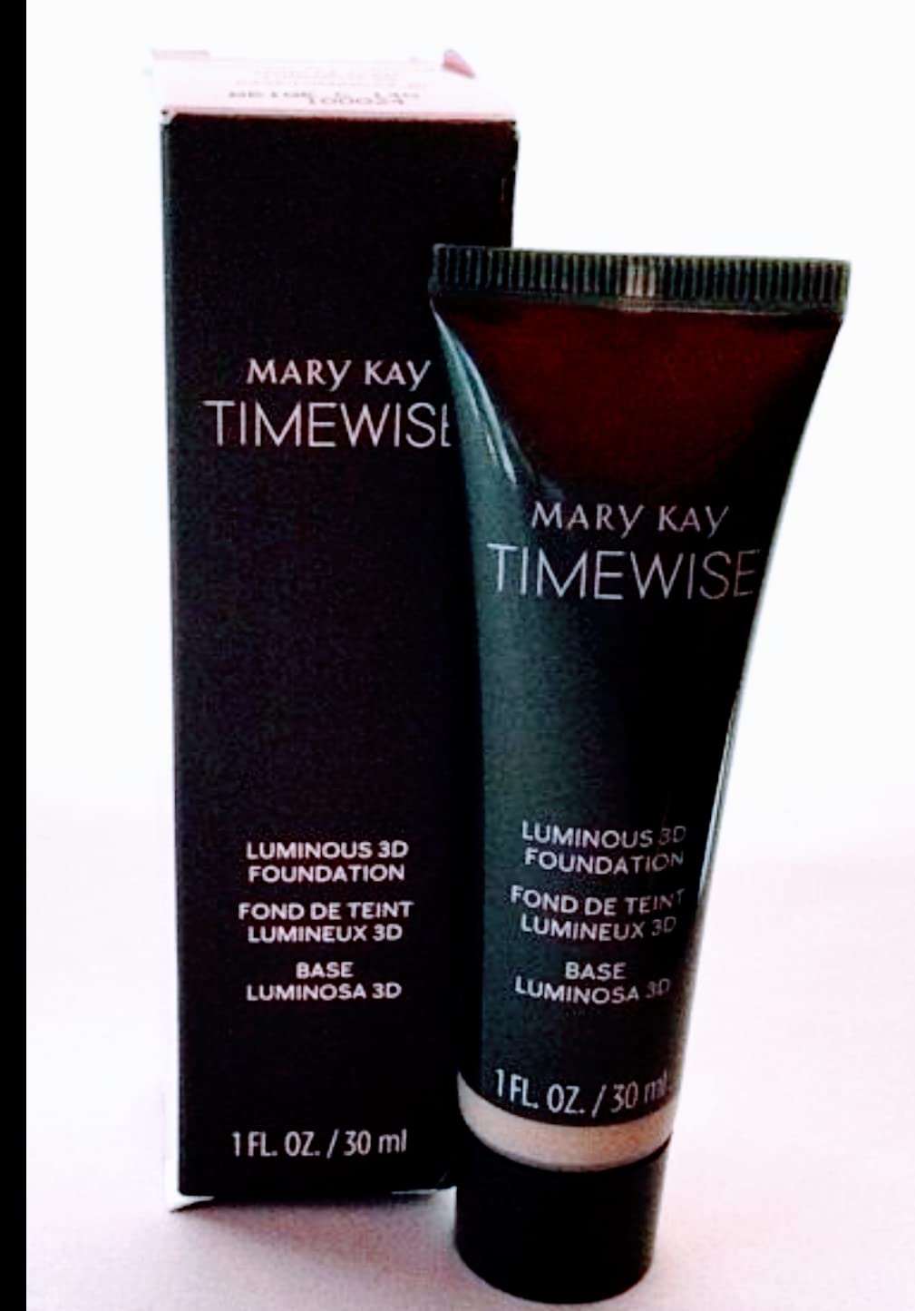 Mary Kay TimeWise Luminous 3D Foundation 1 Fl oz. / 30 ml - Ivory N 140