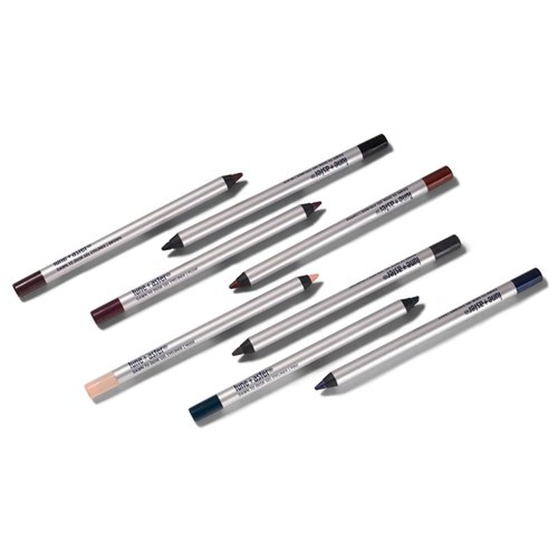 Lune+Aster Dawn to Dusk Gel Eyeliner - Nude - This 14-hour long-wear gel eyeliner offers the precision of a liquid liner and the control of a gel without smudging.