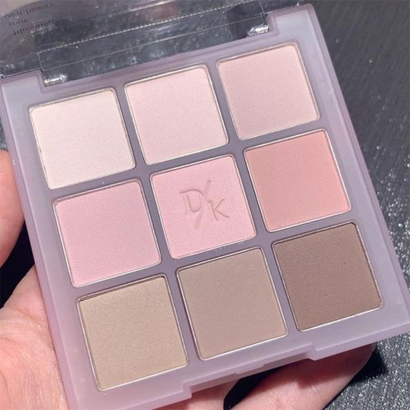 GHFCZOO Blooming Your Own Beauty Eyeshadow Palette, 9 Shades, Glitter and Matte Finishes (08#)