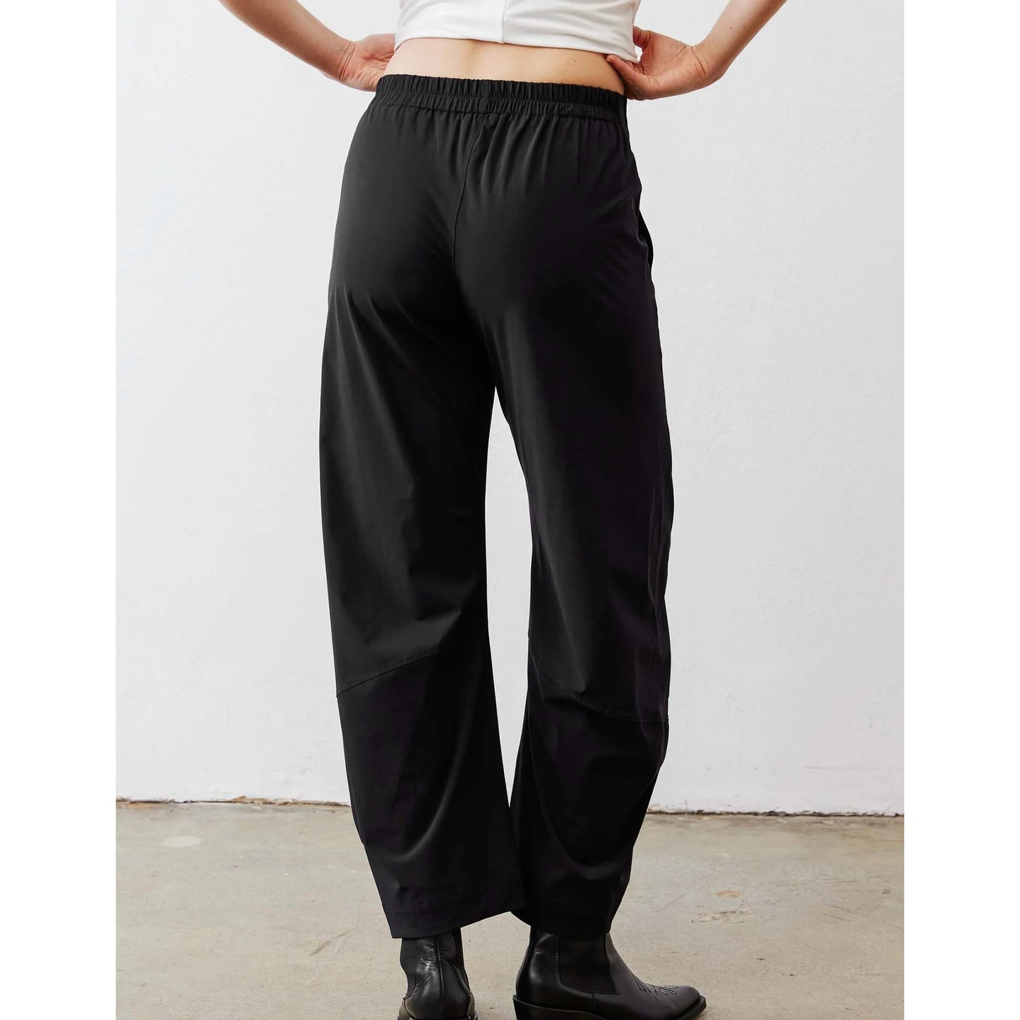 SeeLuNa Women Barrel Travel Pants Elastic Waistband Tapered Leg Baggy Mid Rise Work Trousers Lounge Pant with Pockets(Black, M)