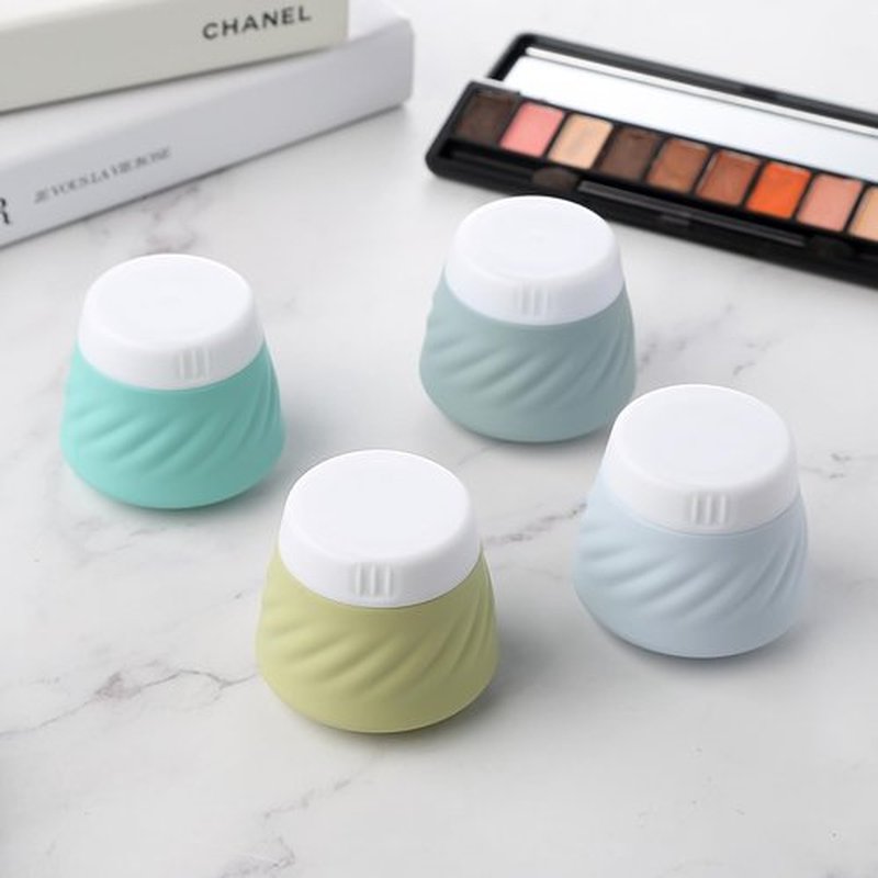 Gemice TSA Approved Travel Containers for Toiletries, BPA-Free Silicone Travel Cream Jars with Clear Bag, Leak-proof Travel Essentials Toiletries Containers for Cosmetic Face Body Hand Cream (4 Pack)