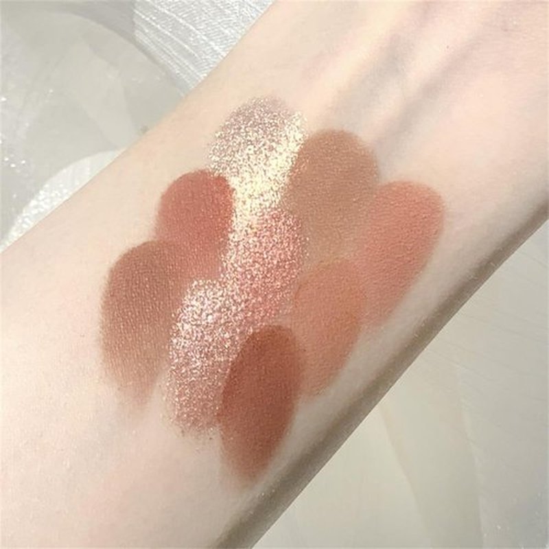 Blooming Your Own Beauty Eyeshadow Palette, 9 Shades, Glitter and Matte Finishes (02#)