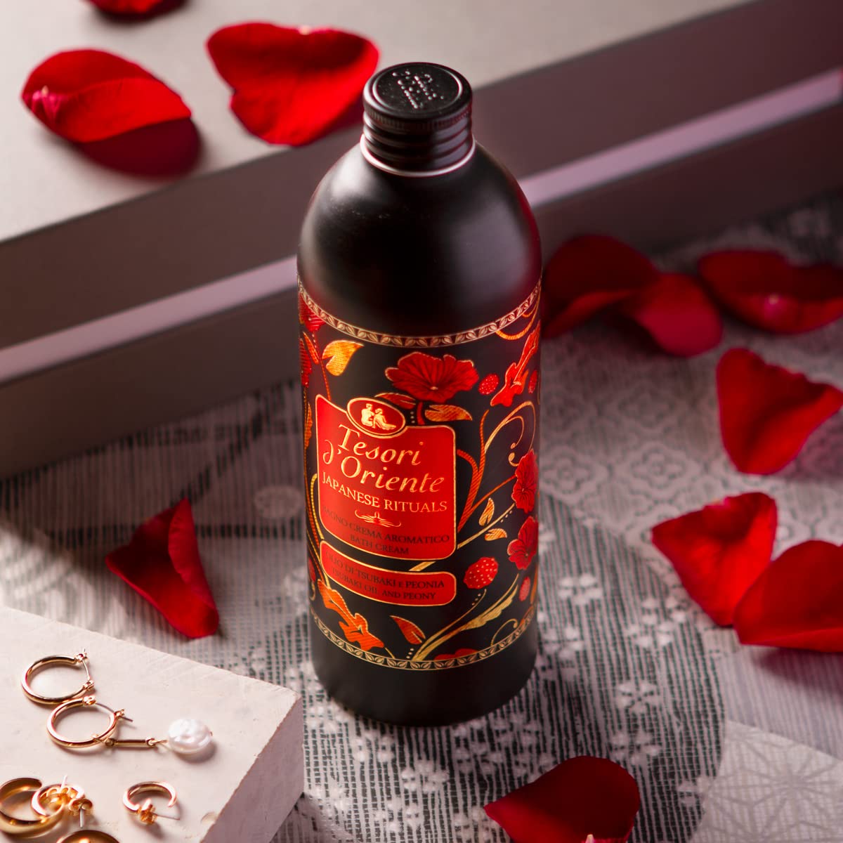 Tesori d'Oriente: "Japanese Rituals" Bath Cream with Tsubaki Oil and Peony 16.9 Fluid Ounce (500ml) Bottle [ Italian Import ]