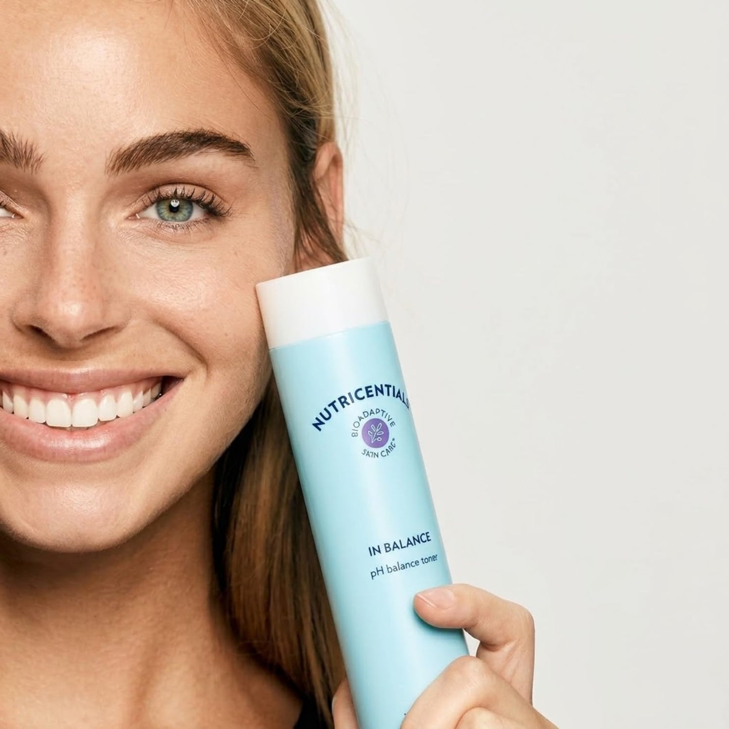 NuSkin Nutricentials in Balance pH Balance Toner | Toner with Bioadaptive Botanicals | Reduces Pores & Restores pH | Perfect After Removing Makeup to Help Your Skincare Routine | 5 fl oz | 2 Pack