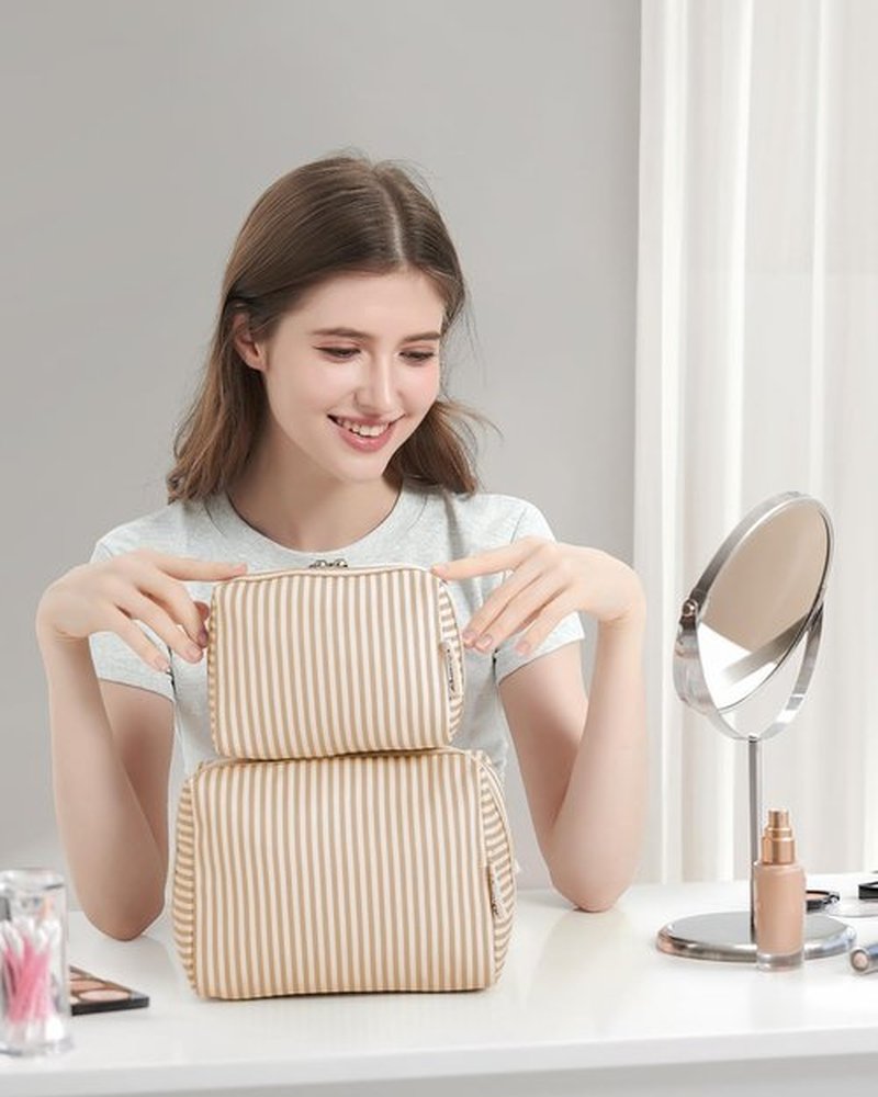 Narwey Striped Makeup Bag Travel Cosmetic Bag Organizer Toiletry Bag Make Up Bags with Compartments for Women (Large, Light Brown Stripe)